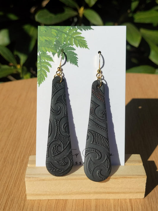 Mangu Ono Earrings.