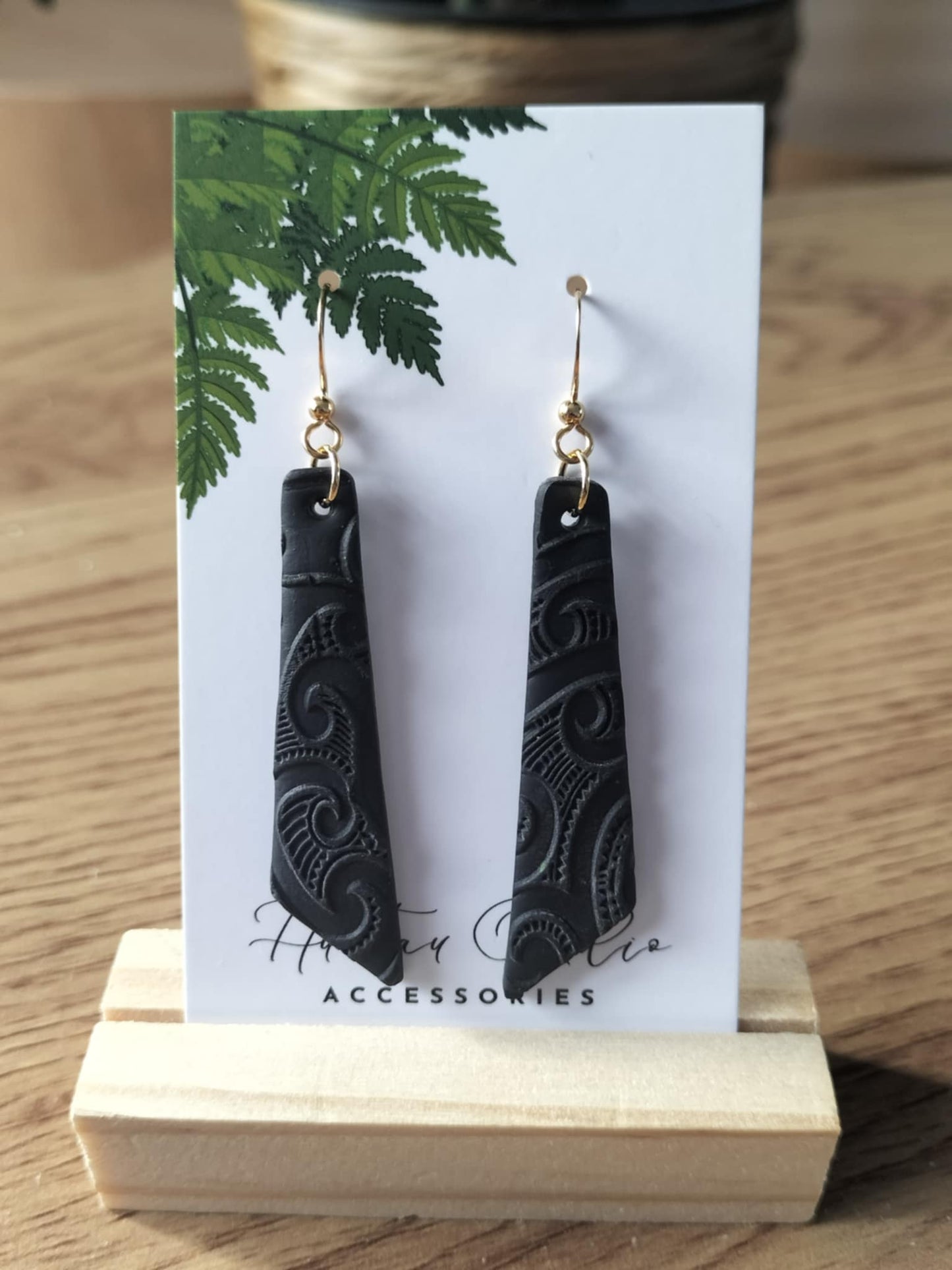 Mangu Toru Earrings