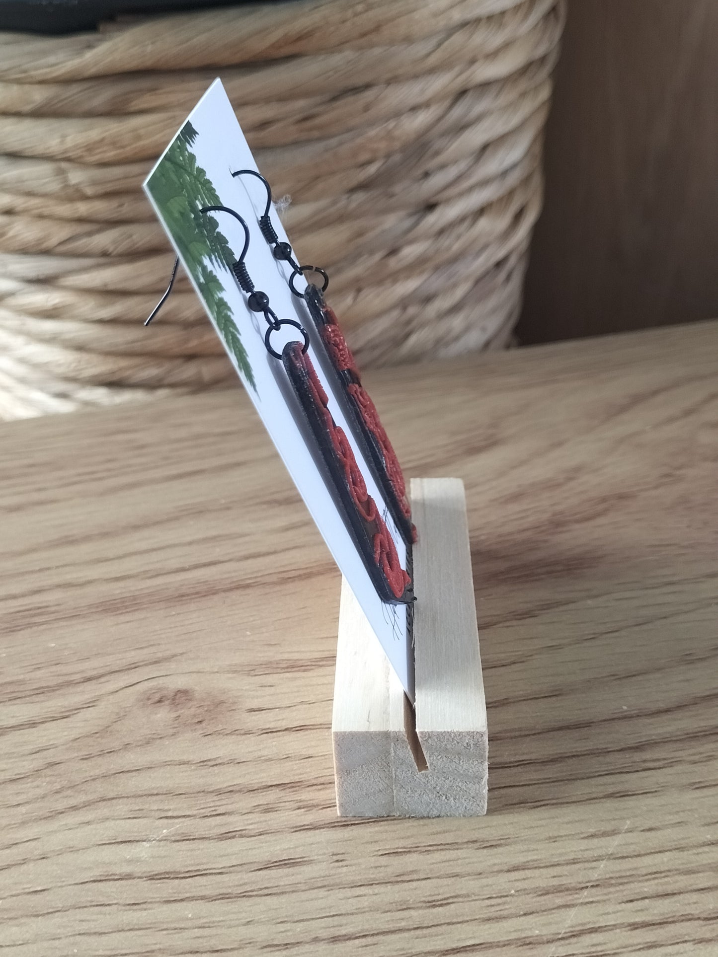 Black and Red Toru, Maori Design.