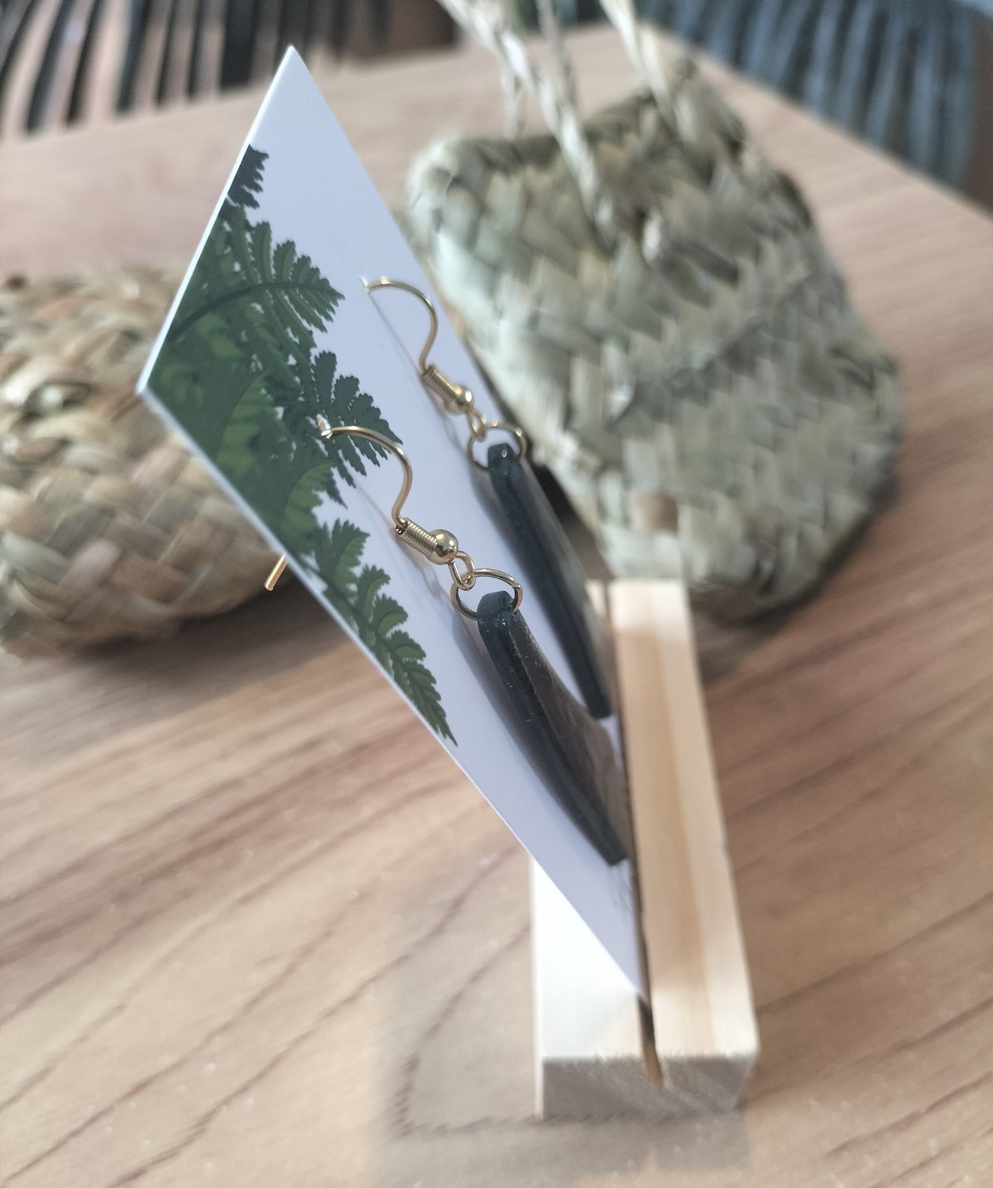 Green Paua Shade - Whitu (Seven)